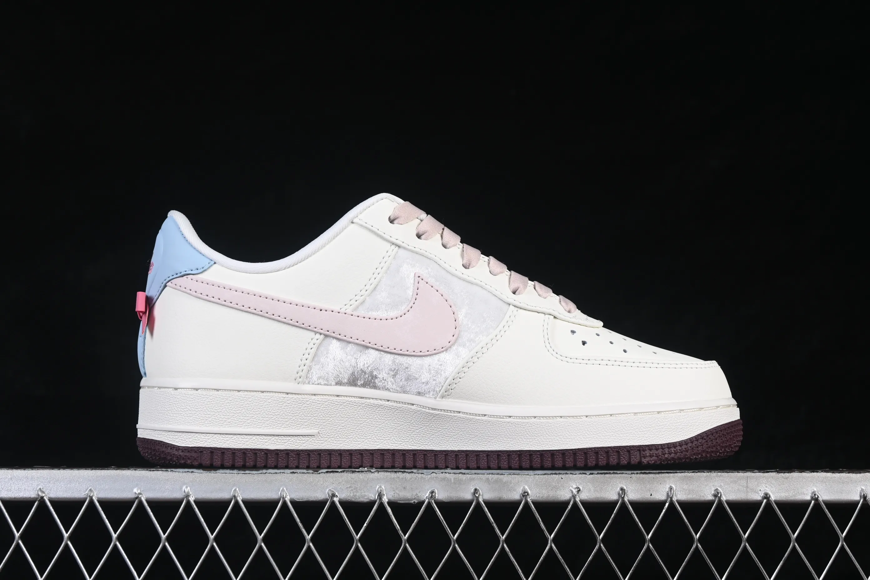 All categories Nk Air Force 1 Air Force series Nk Air Force 1 Low Air Force low-top Nike Air Force 1'07 Low Valentine's Day limited Air Force 1 low-top casual sneakers IQ4937-161